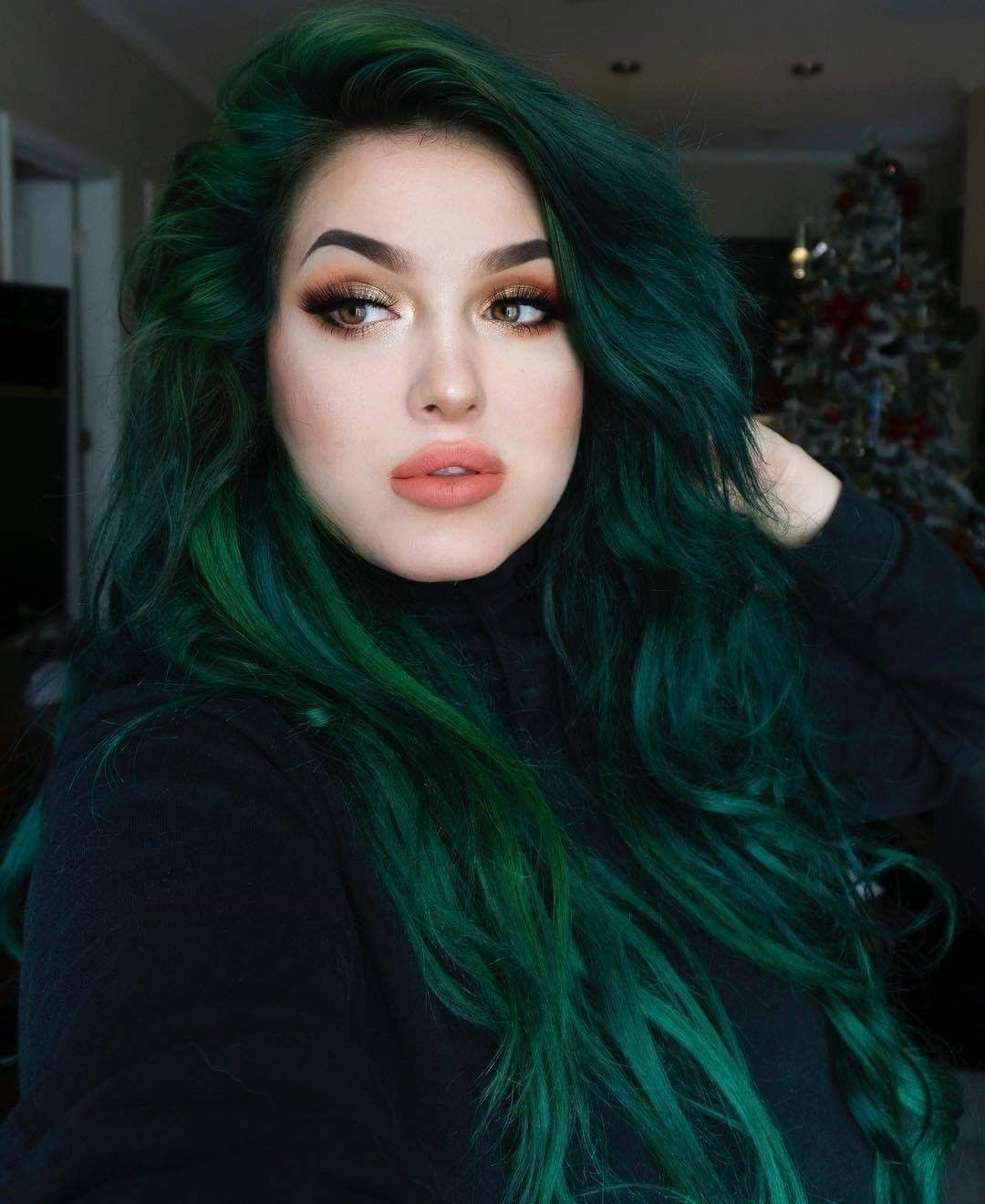 GREEN HAIRS