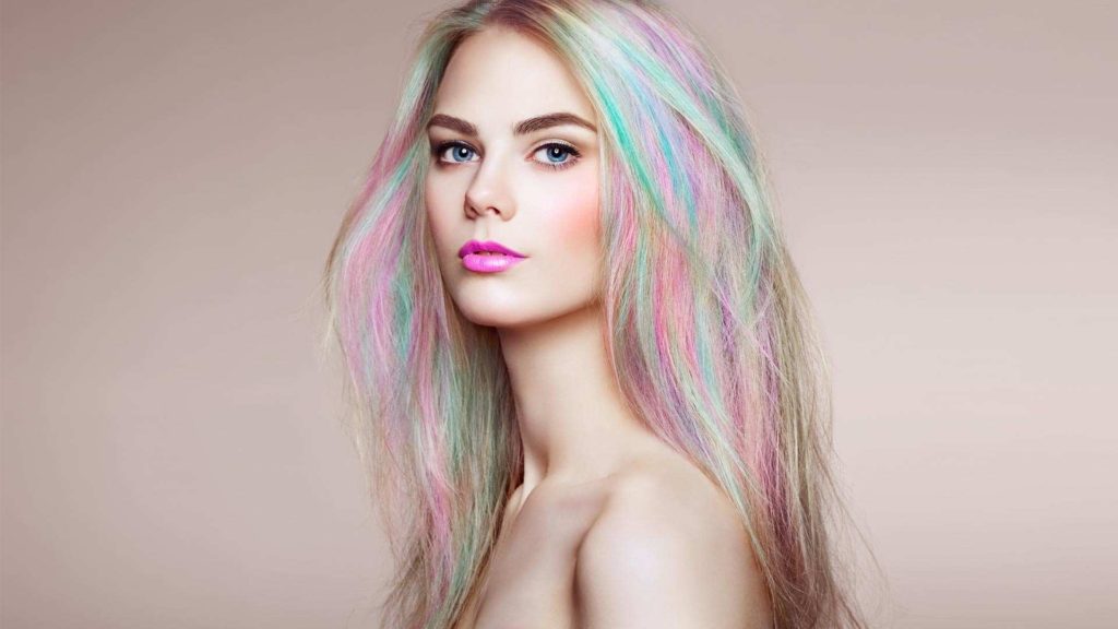 CHALK THE AMAZING COLOR OF YOUR HAIR UP TO HAIR CHALK!