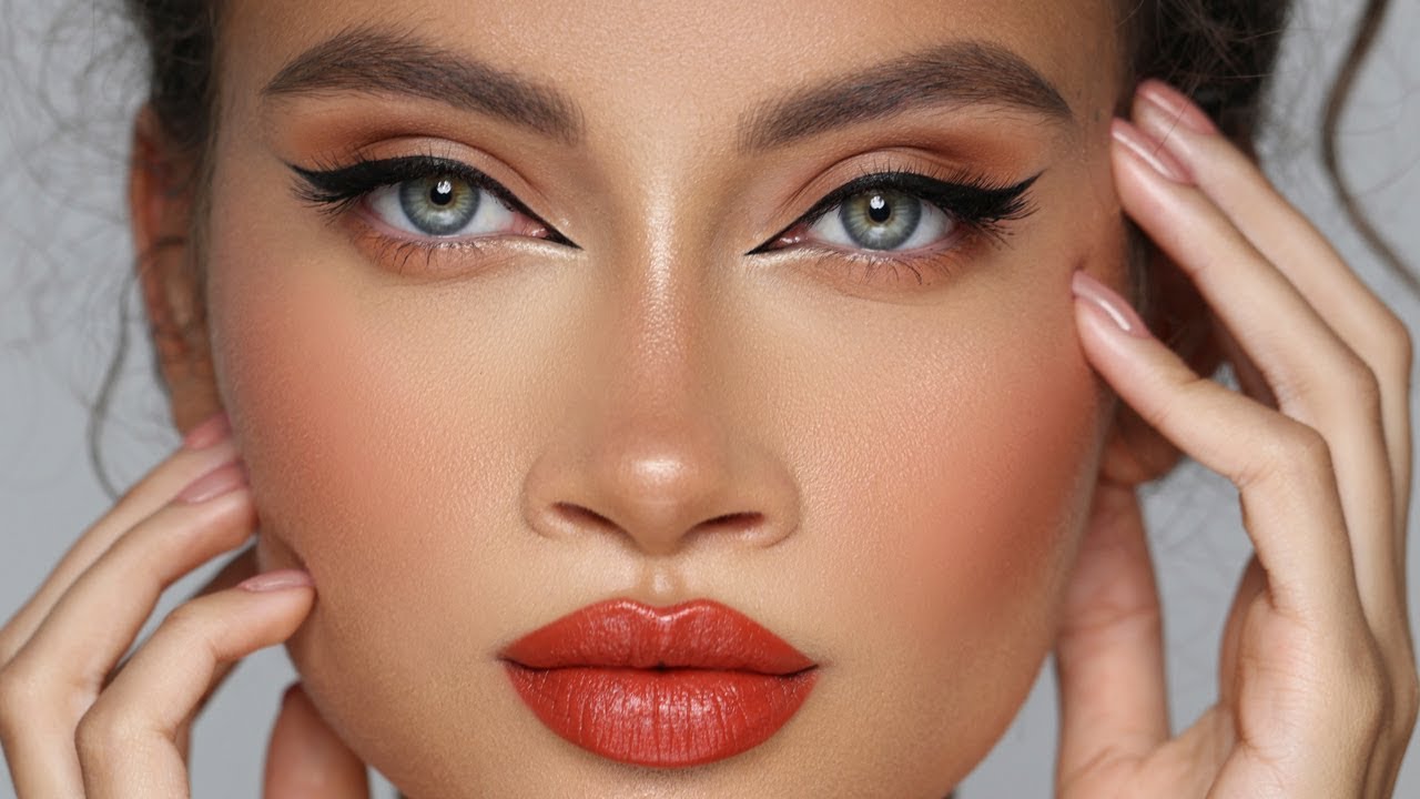 MASTER THE CAT EYE WITH MAKEUP PERFECTION!